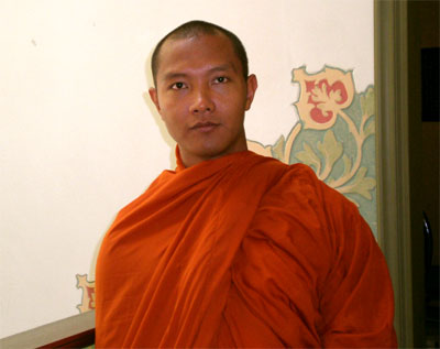 Monje U Asin, en Casa Asia